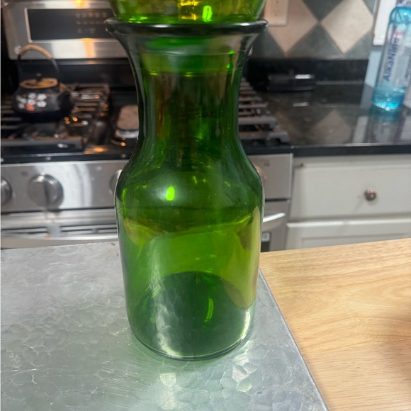 made in Belgium Other - Vintage emerald green glassware